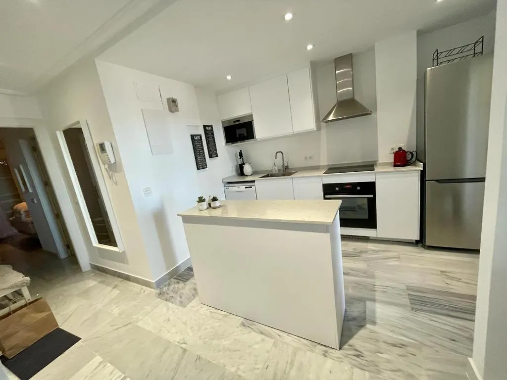 Walking Distance To Puerto Banus Sea View Apartment Μαρμπέλλα 0*,