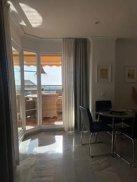Walking Distance To Puerto Banus Sea View Apartment Μαρμπέλλα